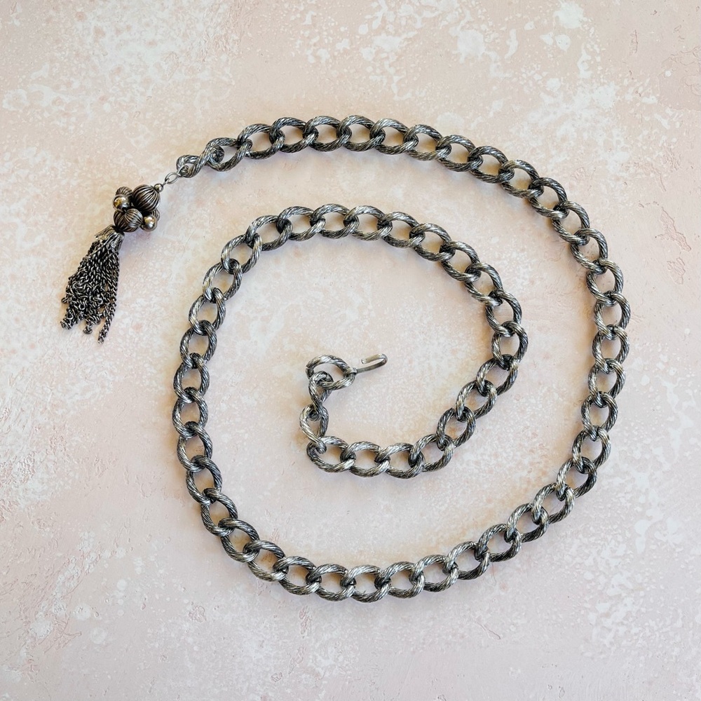 Silver Tone Metal Y2K Style Chain Link & Tassel Belt